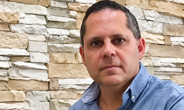 Conversamos con José Manuel Encinoso sobre el estreno de Amaro Pargo (caballero, devoto y corsario)